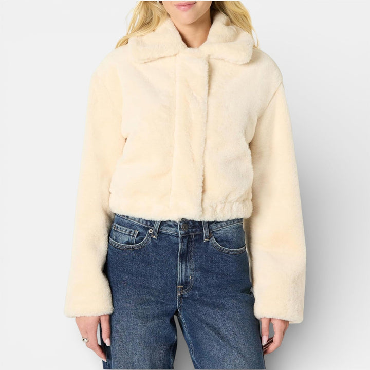 Wesley | Oversized Short Jacket in Synthetic Fur with Collar for Women